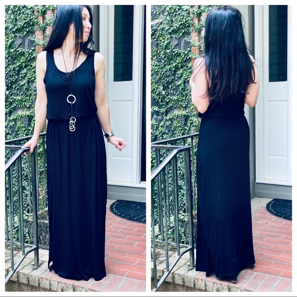 Black Fabulous long sleeveless maxi dress - Picture 2 of 8